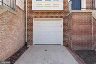 46810 Rabbitrun Terrace, Sterling, VA 20164 - Photo 5