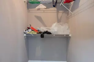 110 Westwick Ct, Sterling, VA 20165 - Photo 15