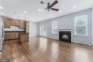 43627 Pickett Corner Terrace, Ashburn, VA 20148 - Photo 9