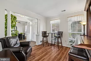 43351 Fullerton St, Ashburn, VA 20147 - Photo 3