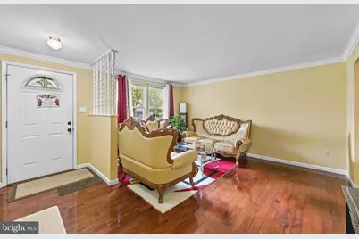 710 N Argonne Avenue, Sterling, VA 20164 - Photo 5
