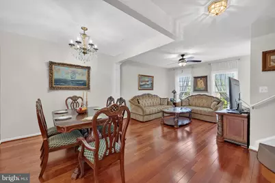 43855 Tattinger Terrace, Ashburn, VA 20148 - Photo 5