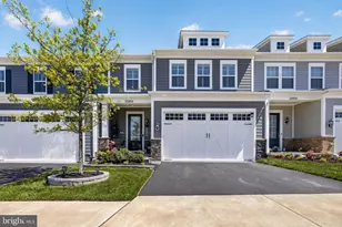 25614 Preston Park Ter, Chantilly, VA 20152 - Photo 3