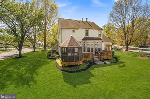 20630 Bridgeport Ct, Sterling, VA 20165 - Photo 9