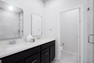 1 Picasso Square, Ashburn, VA 20148 - Photo 33