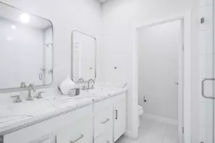 1 Picasso Square, Ashburn, VA 20148 - Photo 5