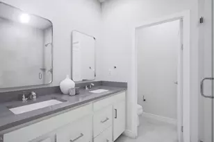 1 Picasso Square, Ashburn, VA 20148 - Photo 17