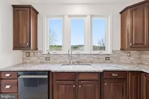 35290 Prestwick Ct, Round Hill, VA 20141 - Photo 19