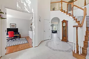 35290 Prestwick Ct, Round Hill, VA 20141 - Photo 5