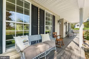 209 E A St, Purcellville, VA 20132 - Photo 7