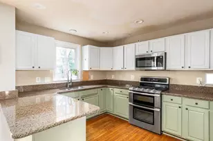 209 E A St, Purcellville, VA 20132 - Photo 21