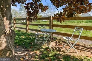 209 E A St, Purcellville, VA 20132 - Photo 51