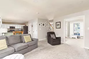 209 E A St, Purcellville, VA 20132 - Photo 15