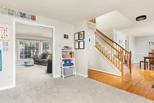 209 E A St, Purcellville, VA 20132 - Photo 13