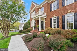 18757 Upper Meadow Dr, Leesburg, VA 20176 - Photo 9