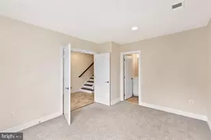 46077 Hall Rd, Sterling, VA 20166 - Photo 33