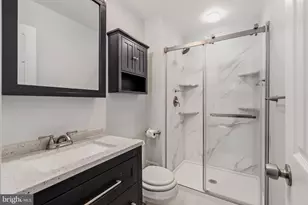 101 Hopeland Ln, Sterling, VA 20164 - Photo 41