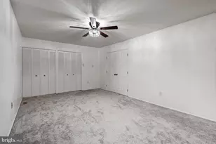 101 Hopeland Ln, Sterling, VA 20164 - Photo 33