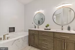 20227 Macglashan Terrace, Ashburn, VA 20147 - Photo 17