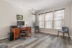 20227 Macglashan Terrace, Ashburn, VA 20147 - Photo 3