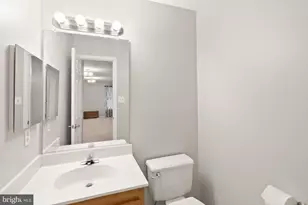 303 Rangers Way SE, Leesburg, VA 20175 - Photo 33