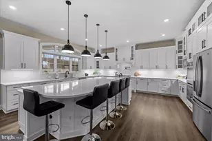 41122 Clearfield Mdw Dr, Aldie, VA 20105 - Photo 17