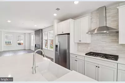 19814 Lavender Dust Square, Ashburn, VA 20147 - Photo 9