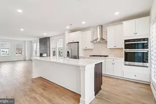 19814 Lavender Dust Sq, Ashburn, VA 20147 - Photo 7