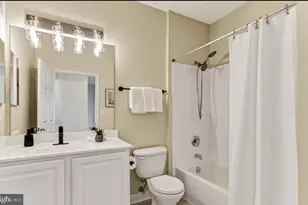 42480 Rockrose Square, Brambleton, VA 20148 - Photo 11