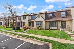 19 Jermyn Ct, Sterling, VA 20165 - Photo 5