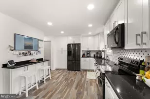 19 Jermyn Ct, Sterling, VA 20165 - Photo 21