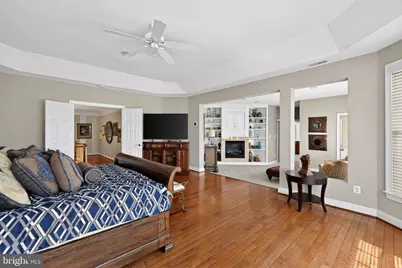 19262 Mill Site Place, Leesburg, VA 20176 - Photo 5