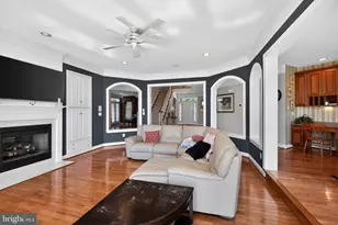 19262 Mill Site Pl, Leesburg, VA 20176 - Photo 7