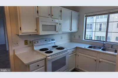 1123 Huntmaster Terrace NE #202, Leesburg, VA 20176 - Photo 7