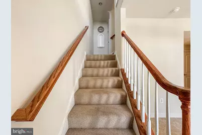 42365 Pine Forest Drive, Chantilly, VA 20152 - Photo 9