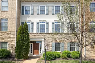 42365 Pine Forest Dr, Chantilly, VA 20152 - Photo 1