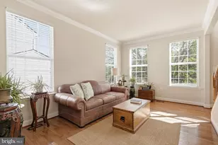 704 Godfrey Ct SE, Leesburg, VA 20175 - Photo 11