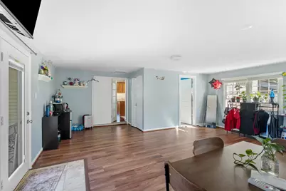 109 N Aspen Avenue, Sterling, VA 20164 - Photo 29