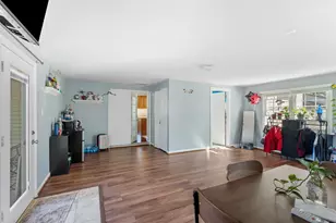 109 N Aspen Ave, Sterling, VA 20164 - Photo 29