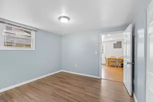 109 N Aspen Ave, Sterling, VA 20164 - Photo 37