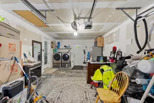 109 N Aspen Ave, Sterling, VA 20164 - Photo 47