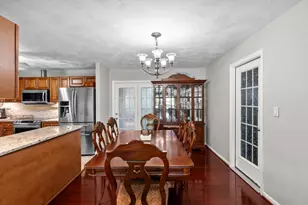 109 N Aspen Ave, Sterling, VA 20164 - Photo 11