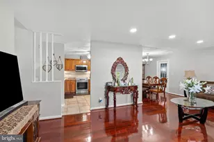 109 N Aspen Ave, Sterling, VA 20164 - Photo 7