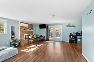 109 N Aspen Ave, Sterling, VA 20164 - Photo 31