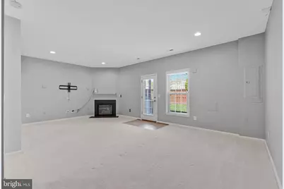 42468 Franklin Benjamin Terrace, Broadlands, VA 20148 - Photo 9