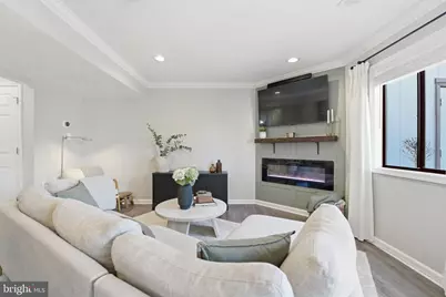 181 N Cottage Road, Sterling, VA 20164 - Photo 9