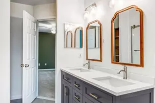 22142 Trailside Square, Sterling, VA 20164 - Photo 23