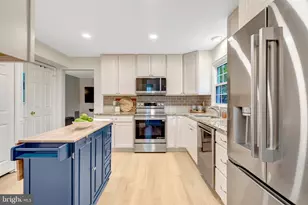 6 West Ct, Sterling, VA 20165 - Photo 15