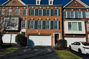 43776 Smith Square, Leesburg, VA 20176 - Photo 1