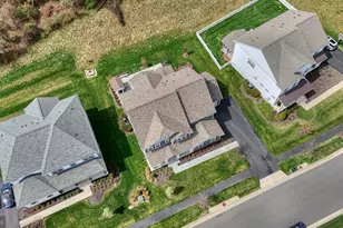 24385 White Elm Pl, Aldie, VA 20105 - Photo 5